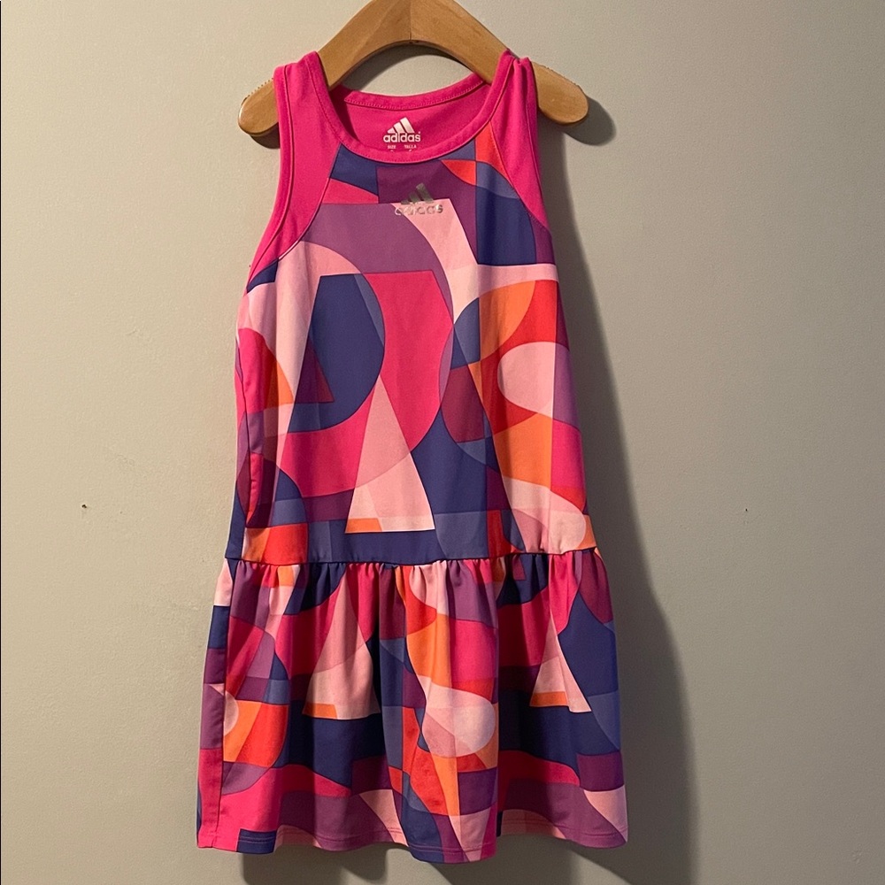Adidas girls tennis dress. climalite. geometric multi color pattern pink size: 5